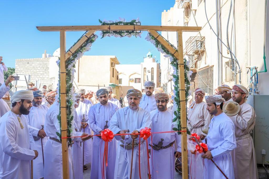 فندق المدينة القديمة Old Town Hotel Назва Экстерьер фото